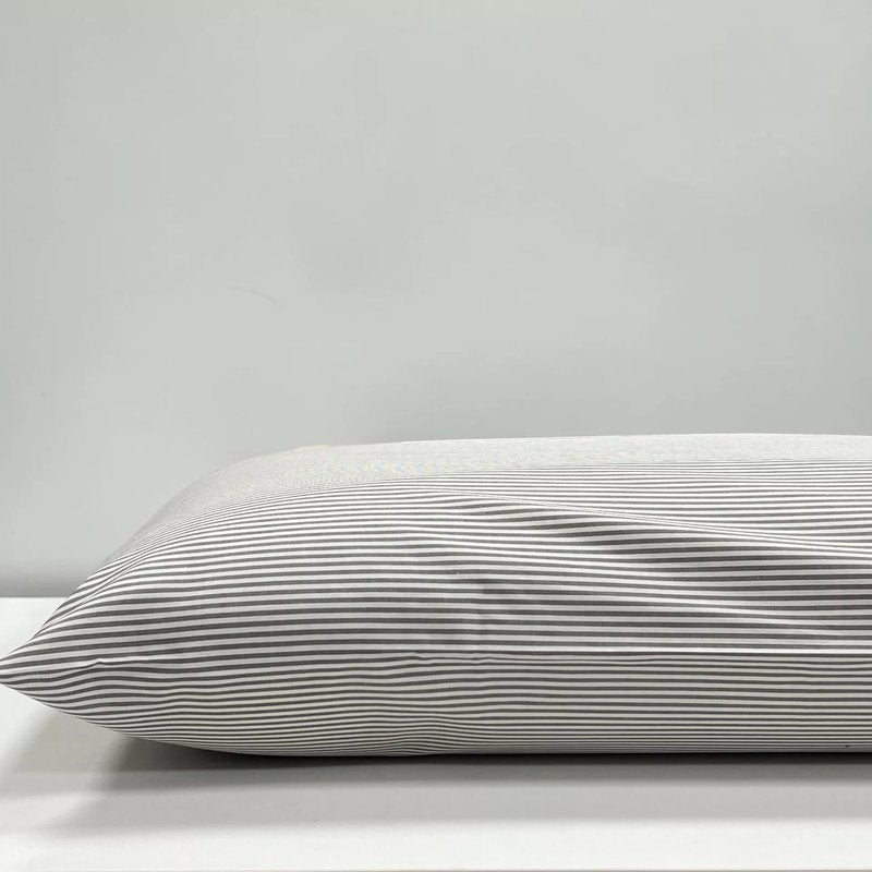 Jastučnica Tamna Siva boja 40x60cm 100% pamuk Dezen Horizon