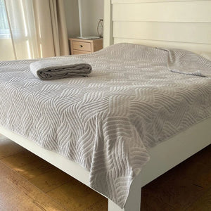Letnji frotirni prekrivač – Sara – 200x200cm Siva boja