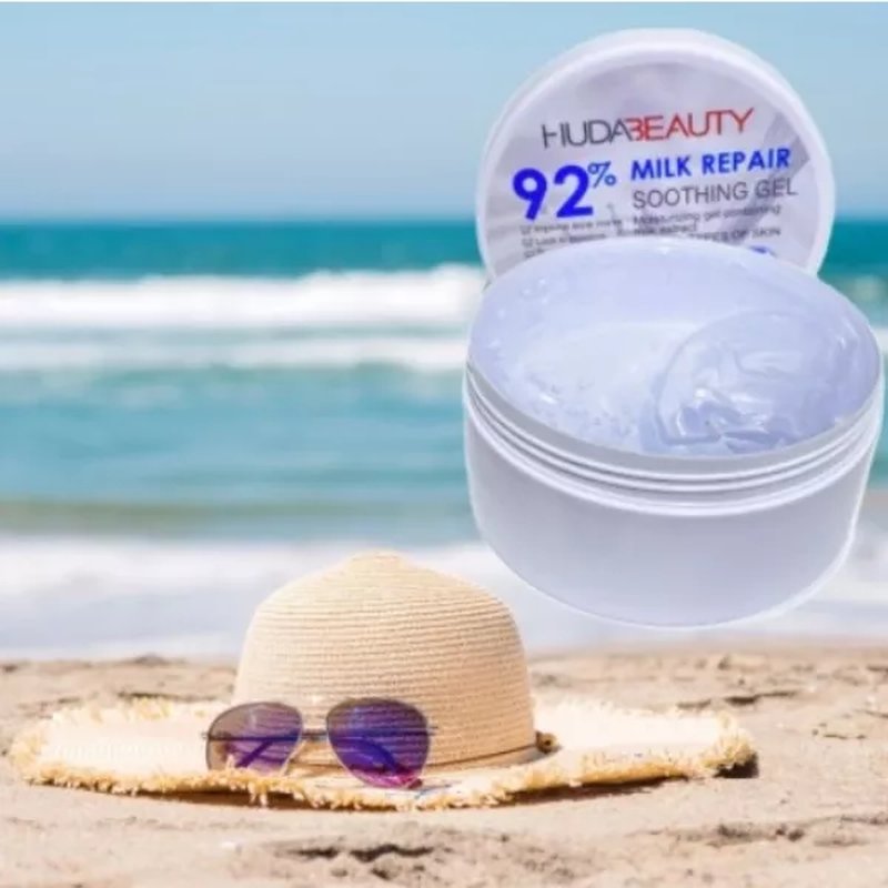 Huda Beauty umirujući gel od mleka